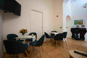 Carafa's Central Apartments