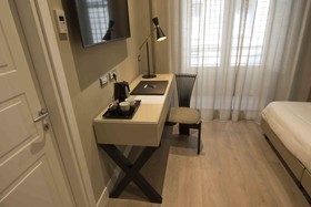 Caruso Place Boutique & Wellness Suites