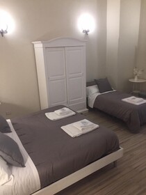 Da Polly A Piazza Amedeo