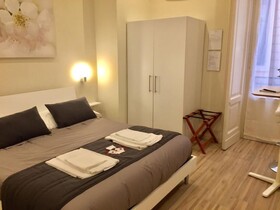 Da Polly A Piazza Amedeo