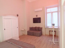 Da Polly A Piazza Amedeo