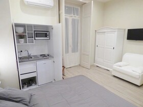 Da Polly A Piazza Amedeo