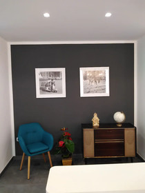 Delia Rooms & Gallery