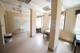 Departure Rooms & Hostels