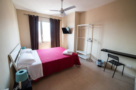 Departure Rooms & Hostels