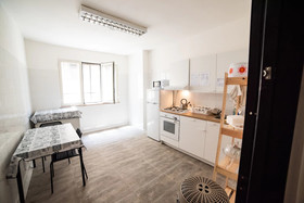 Departure Rooms & Hostels