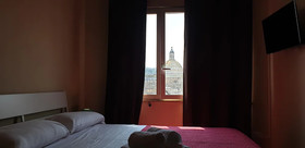 Departure Rooms & Hostels