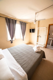 Departure Rooms & Hostels