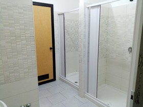 Departure Rooms & Hostels