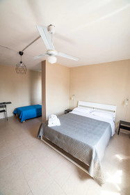 Departure Rooms & Hostels