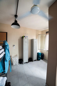 Departure Rooms & Hostels