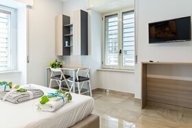 Devon Metro Studio Apartments