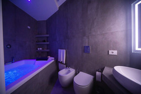 Gallery Suite Naples