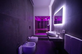 Gallery Suite Naples