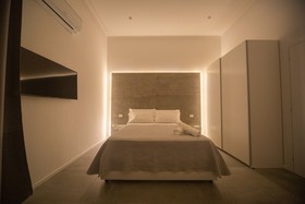 Gallery Suite Naples