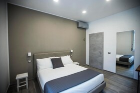 GB Napoli Central Station