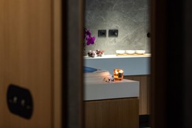 Gold Tower Lifestyle Hotel