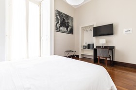 Gramsci Suites & Apartments