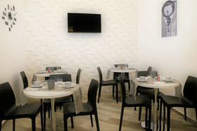 Hermes Rooms For Tourists