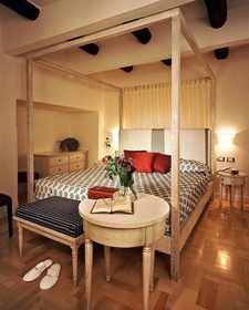 Hotel Costantinopoli 104