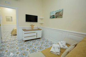 La Corte Dei Borboni