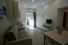 La Corte Dei Borboni