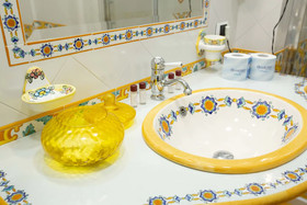 La Corte Dei Borboni