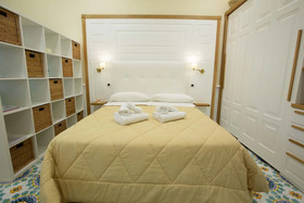 La Corte Dei Borboni