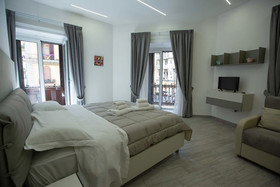 La Corte Dei Borboni