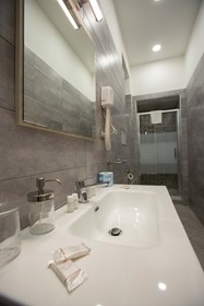 La Corte Dei Borboni