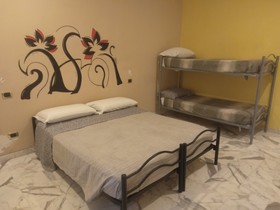 Los Mochileros Hostel