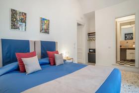 Napoliamo Guest House