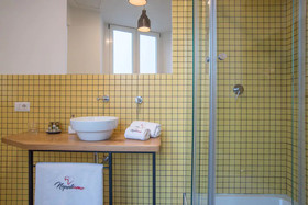 Napoliamo Guest House