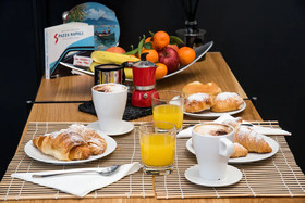 Napoliamo Guest House