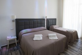 Napoli Garibaldi Square