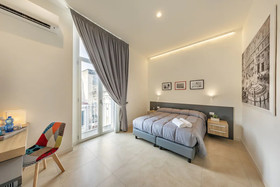 Napoli Squares Suites