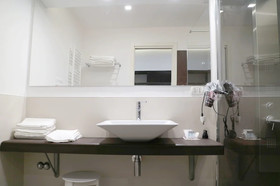 Riviera Luxury Suites