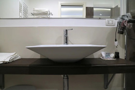 Riviera Luxury Suites