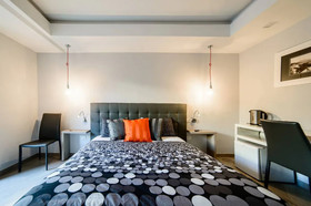 Riviera Luxury Suites