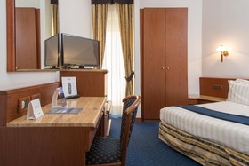 LHP Napoli Palace & SPA