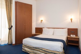 LHP Napoli Palace & SPA