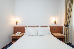 LHP Napoli Palace & SPA