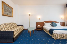 LHP Napoli Palace & SPA