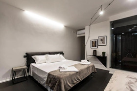 The Boutique Napoli Suite