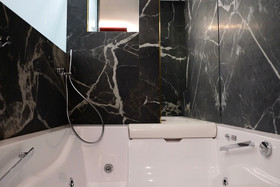 The Boutique Napoli Suite