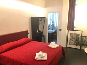 The Boutique Napoli Suite