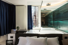 The Boutique Napoli Suite