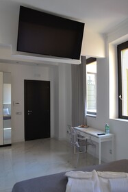 Tiffany's Boutique Suites & Residence