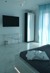 Tiffany's Boutique Suites & Residence