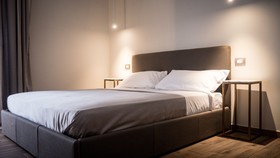 Toledo Class - B&B Naples